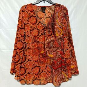 Lane Bryant EUC Women's Bell Sleeve Blouse Size 14/16, Burnt Orange Pattern